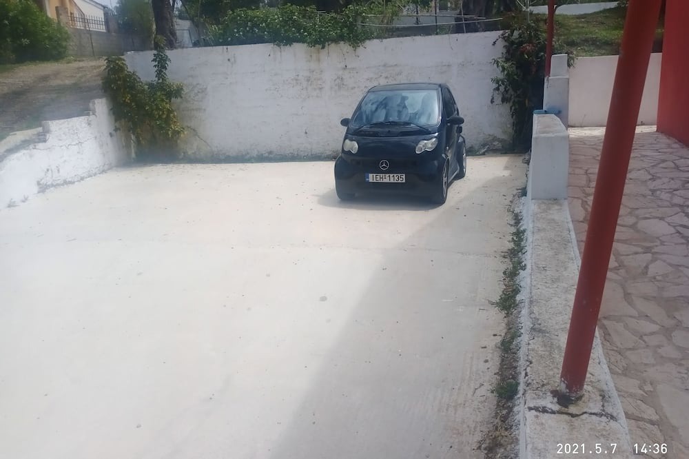 Photo of Others in Agia Pelagia Chlomou