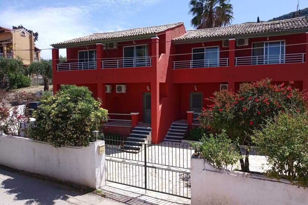 Photo of Outdoor in Agia Pelagia Chlomou