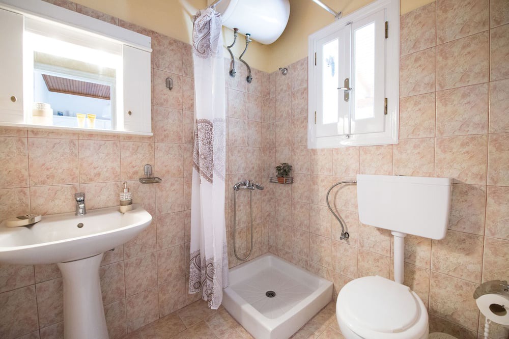 Photo of Bathroom in Kavvadades