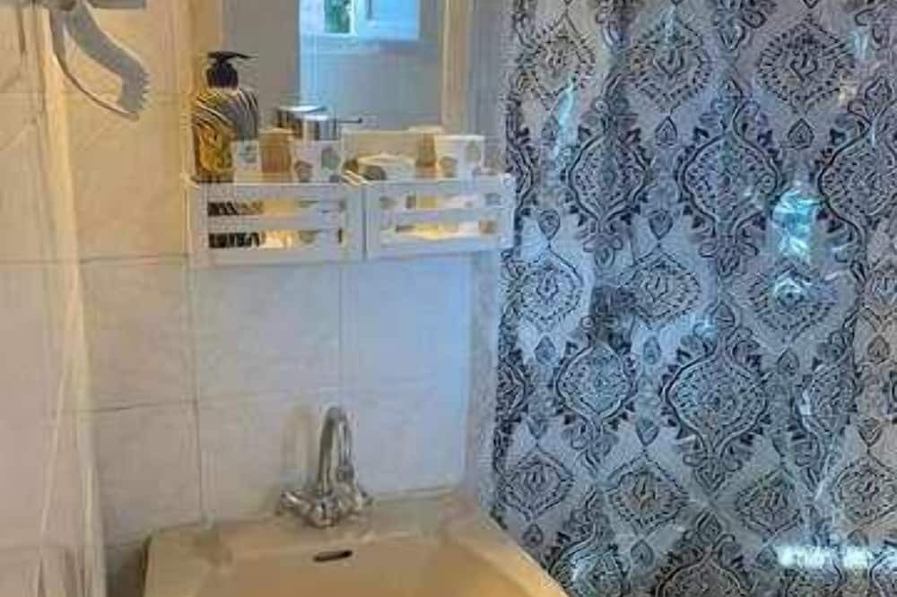 Photo of Bathroom in Magoulades