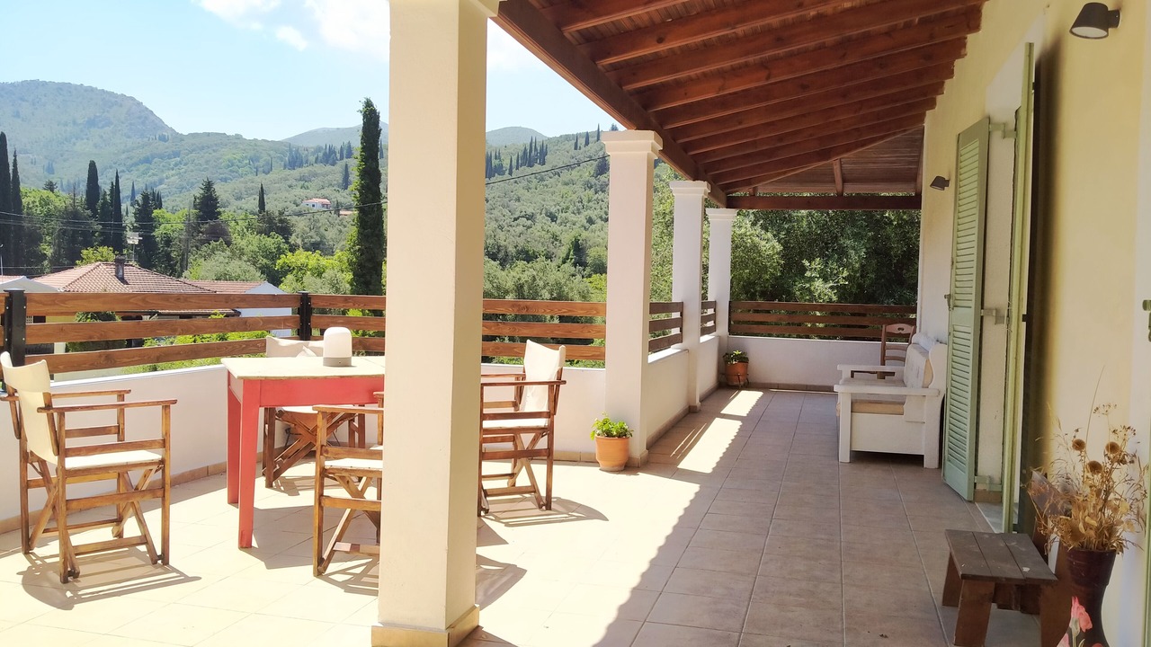 Photo of Outdoor in Peroulion
