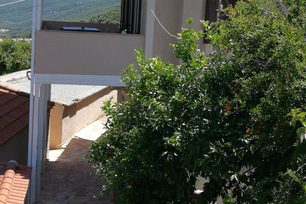 Photo of Outdoor in Karvelas