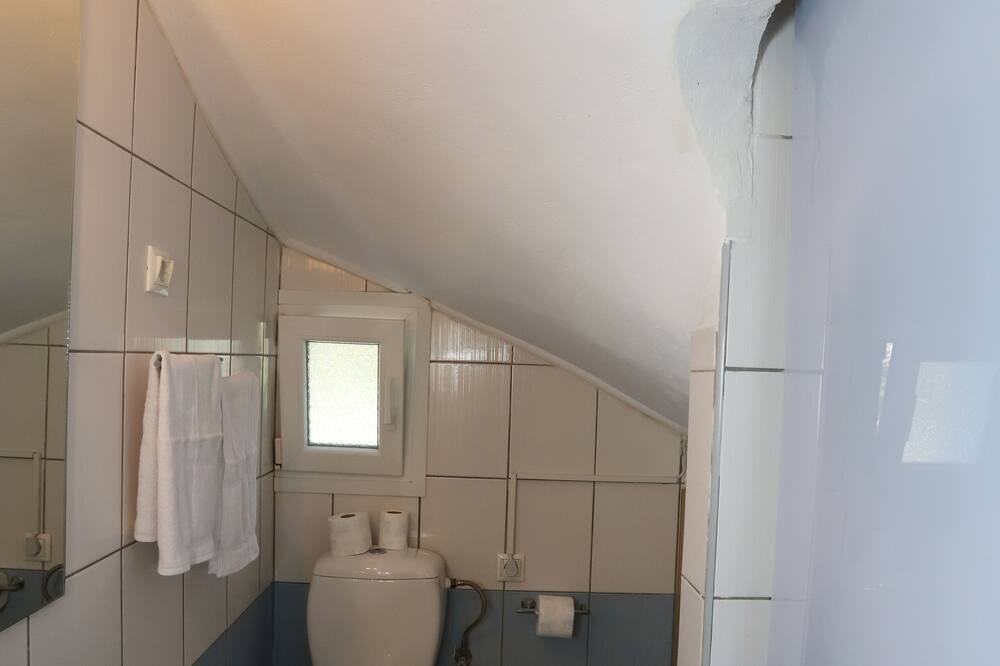 Photo of Bathroom in Agios Ioannis