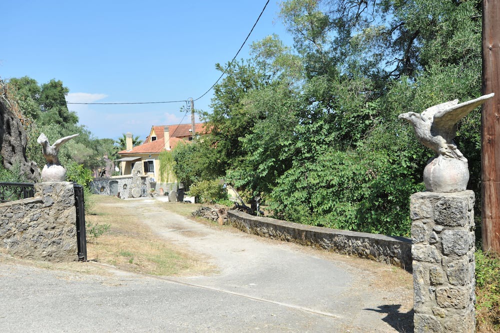 Photo of Others in Kato Korakiana