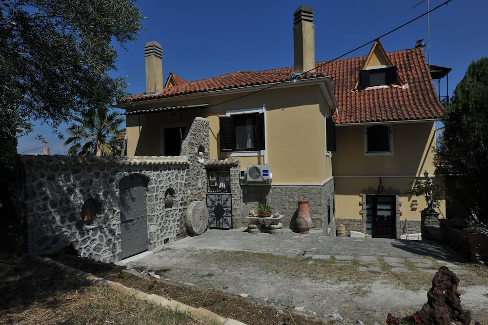 Photo of Outdoor in Kato Korakiana