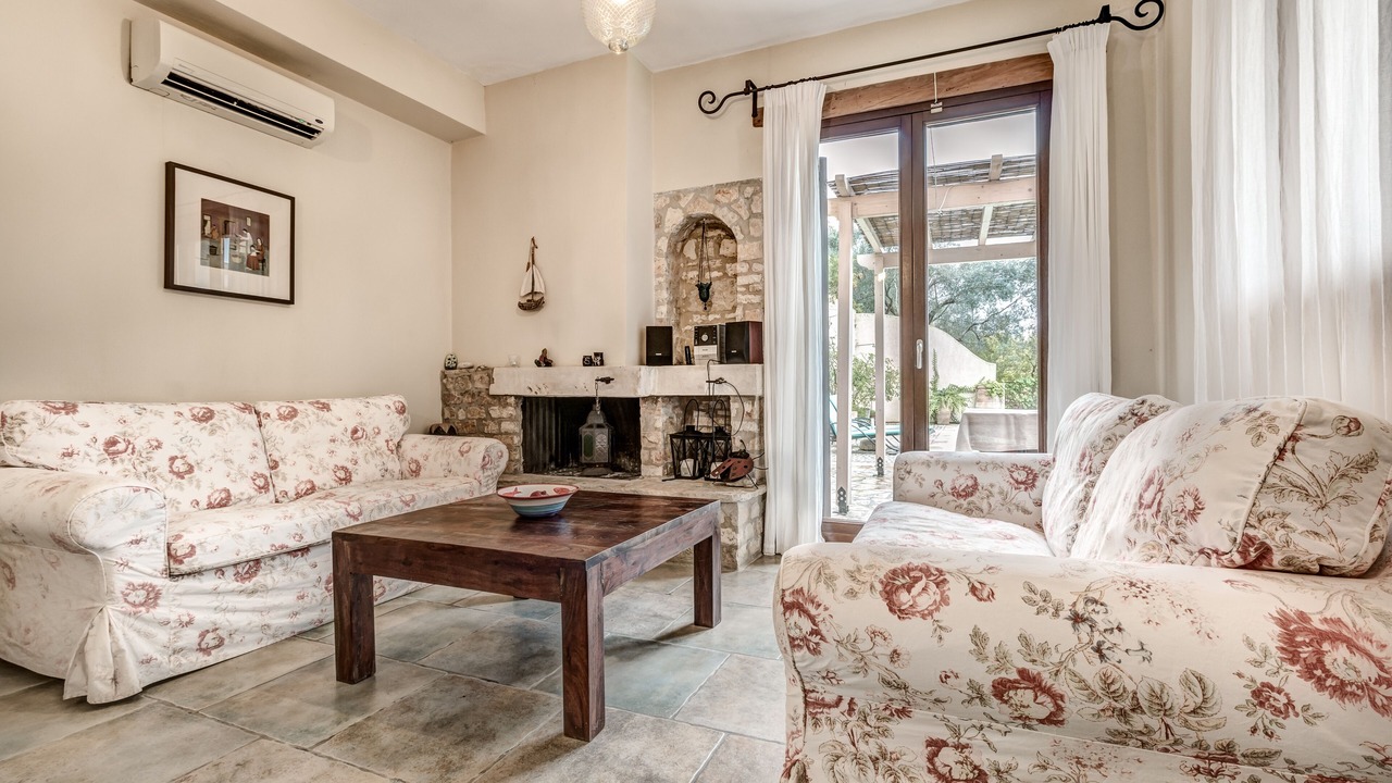 Photo of Livingroom in Agios Georgios