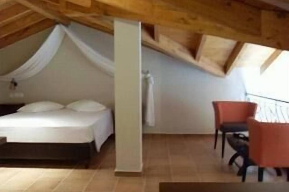 Photo of Bedroom in Liapades