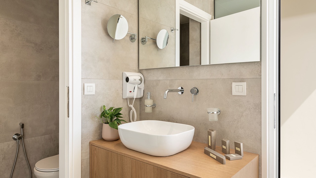 Photo of Bathroom in Platanias Town