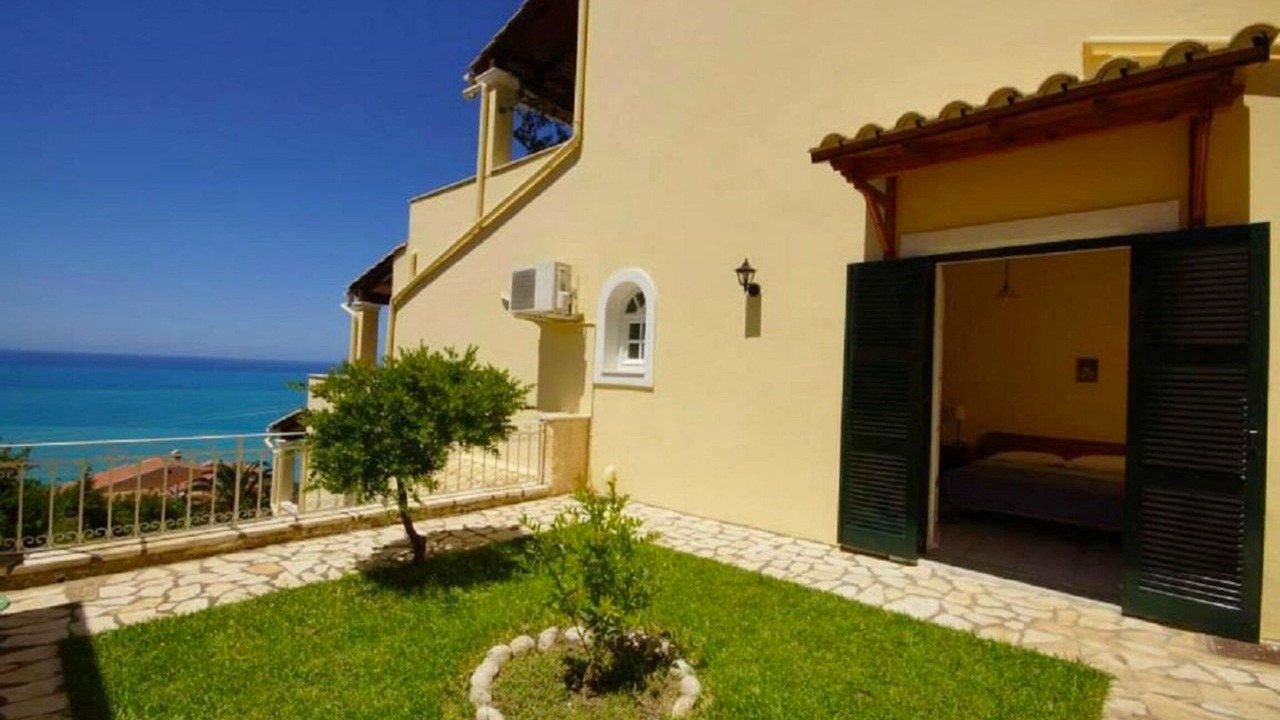 Photo of Patio Balcony in Agios Gordios