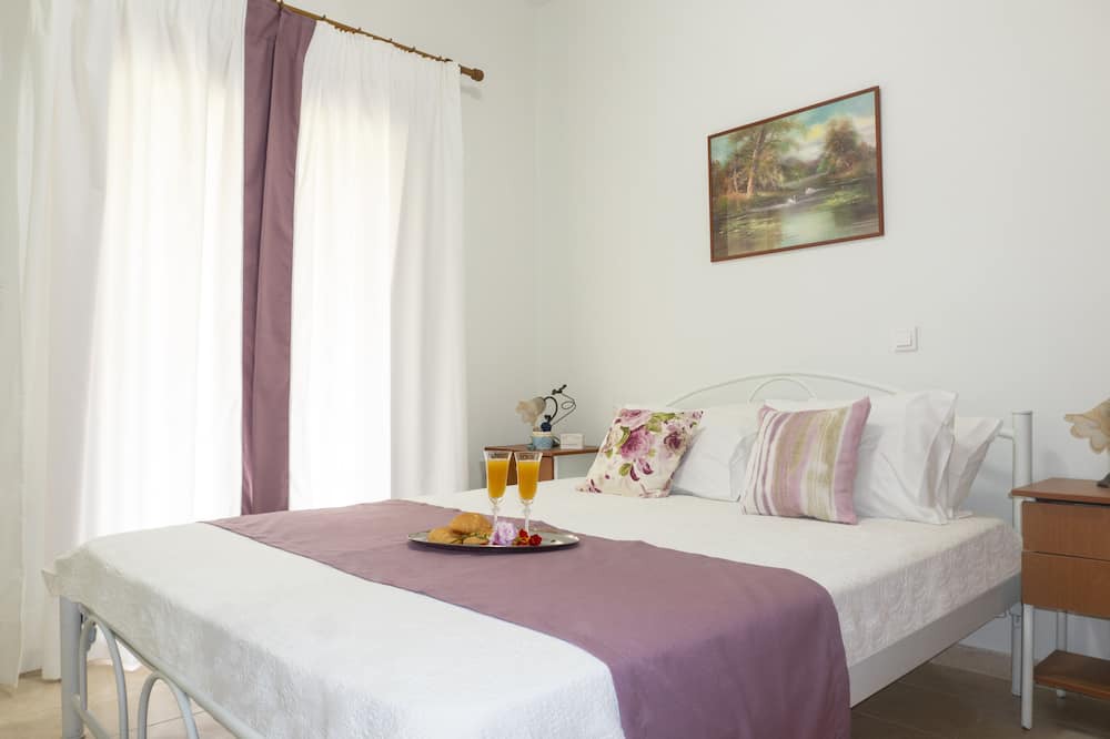 Photo of Bedroom in Kato Korakiana