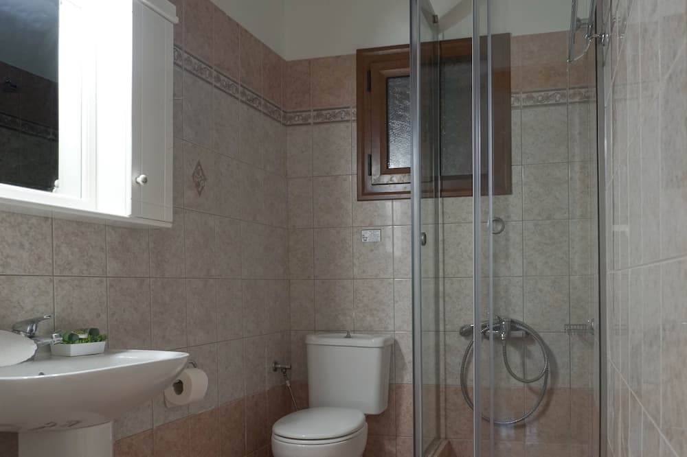Photo of Bathroom in Kato Korakiana