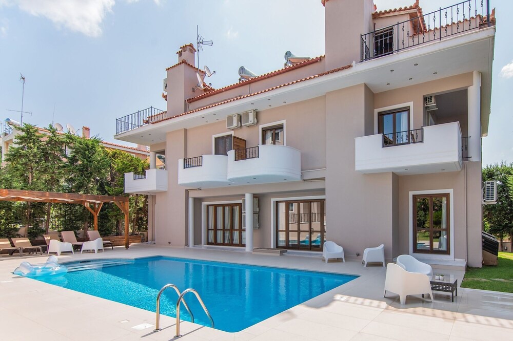 Photo of Outdoor in Anavyssos