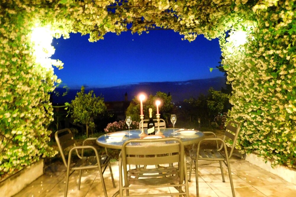 Photo of Outdoor in Perama