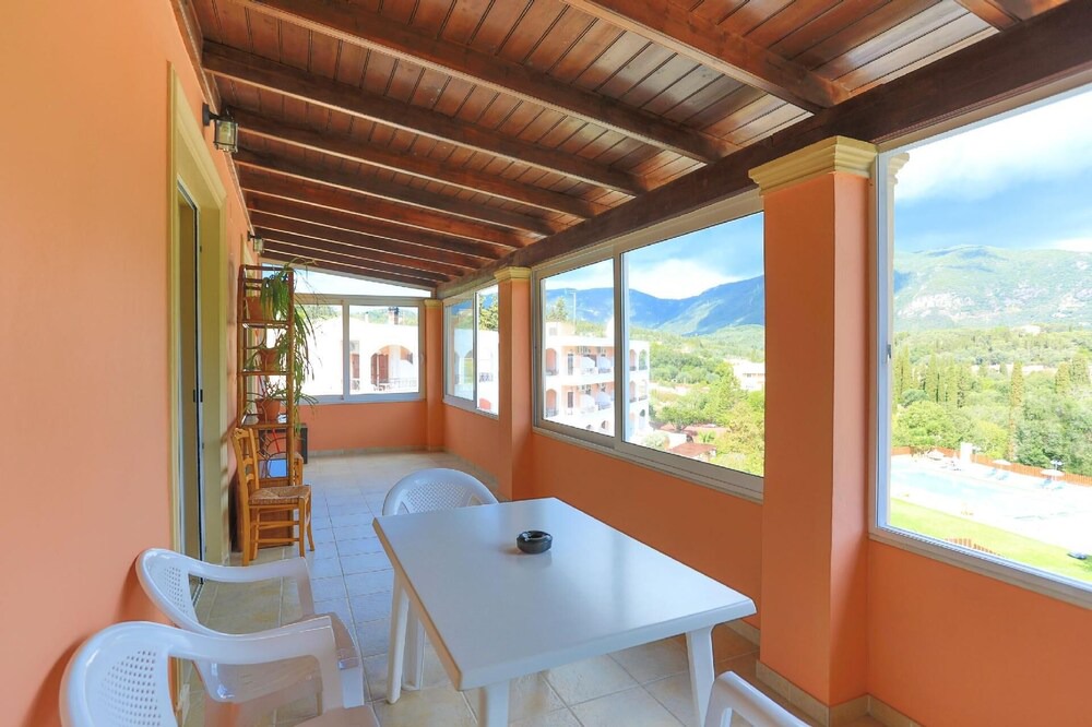 Photo of Patio Balcony in Kato Korakiana