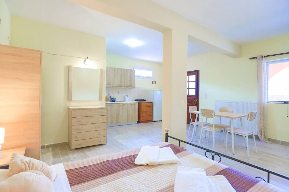 Photo of Bedroom in Kato Korakiana