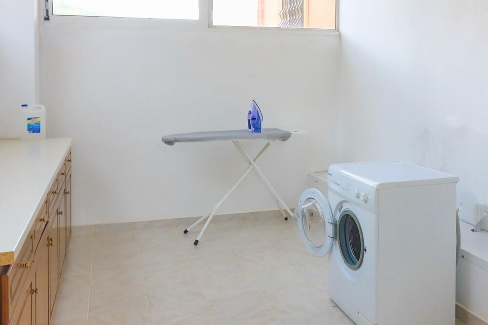 Photo of Bathroom in Kato Korakiana