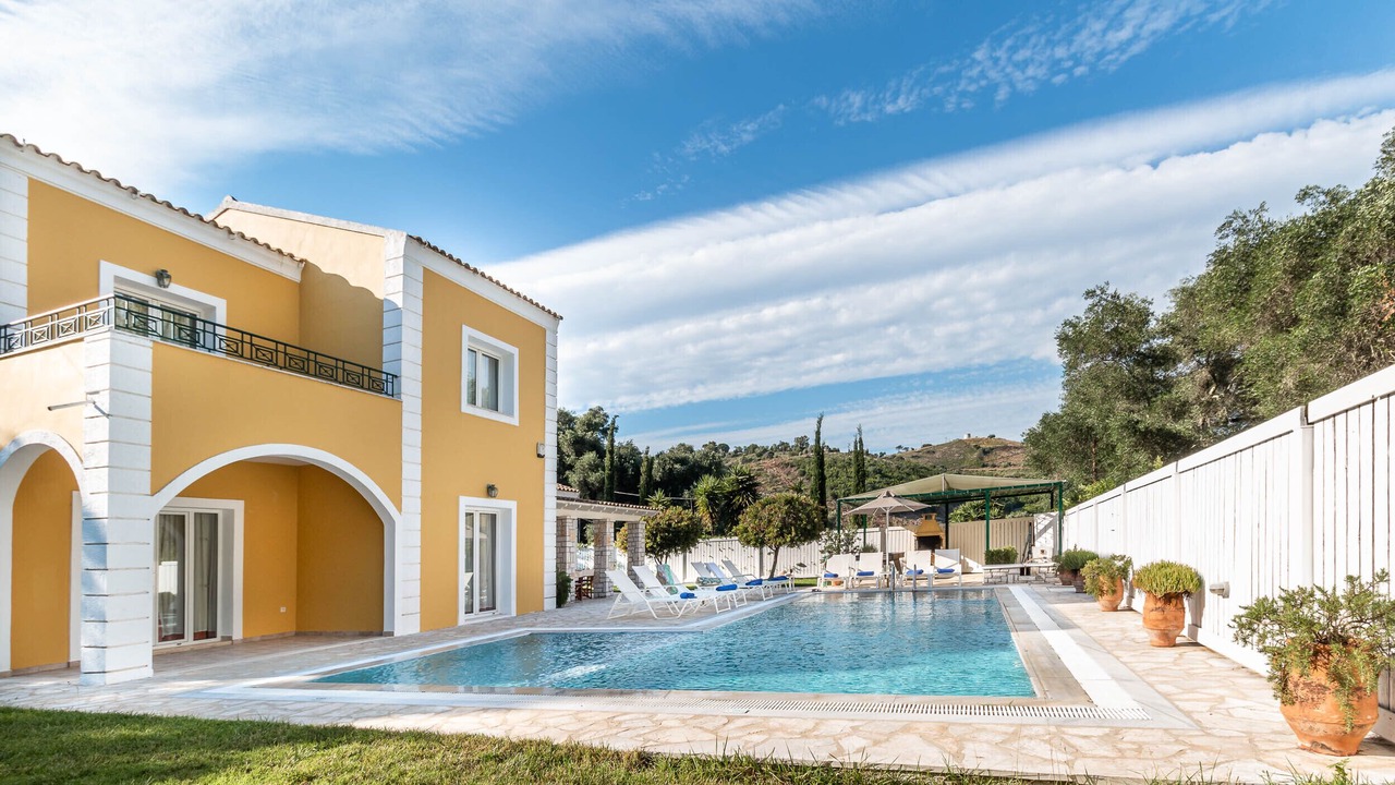 Photo of Outdoor in Agios Stefanos Avliotes