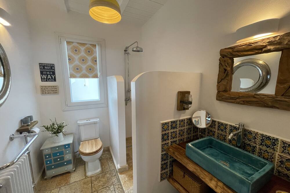 Photo of Bathroom in Pelekito