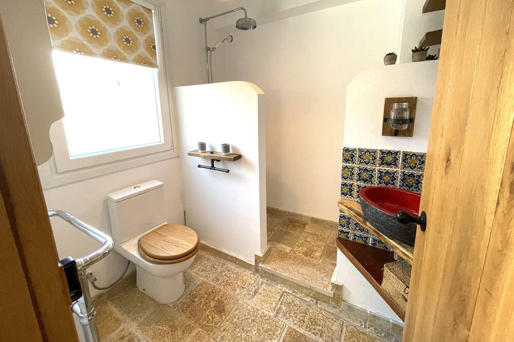 Photo of Bathroom in Pelekito