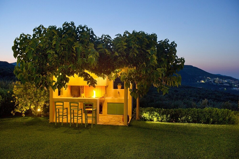 Photo of Outdoor in Minothiana