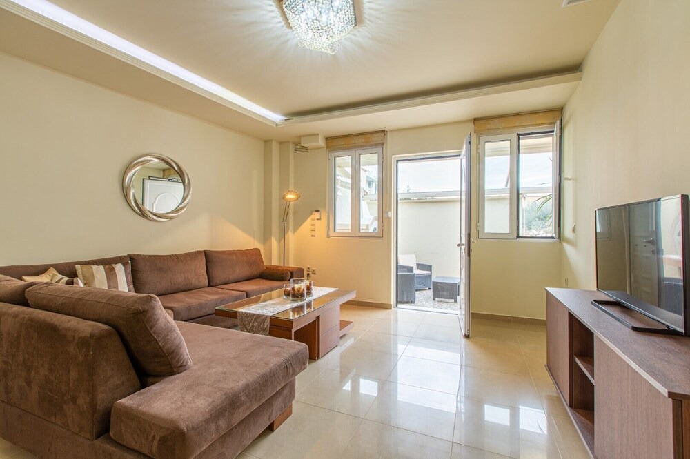 Photo of Livingroom in Mourniai