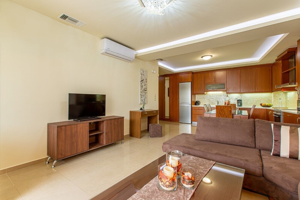 Photo of Livingroom in Mourniai
