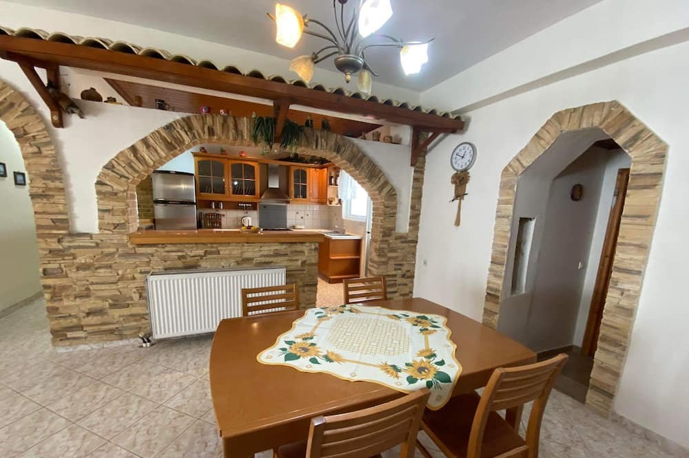 Photo of Kitchen in Marathias
