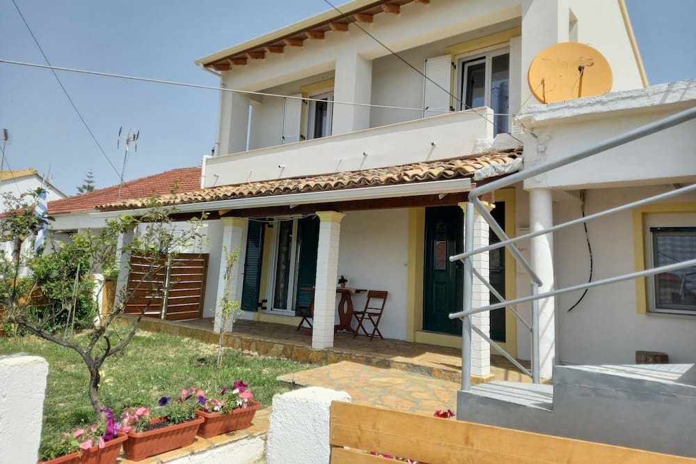 Photo of Outdoor in Marathias