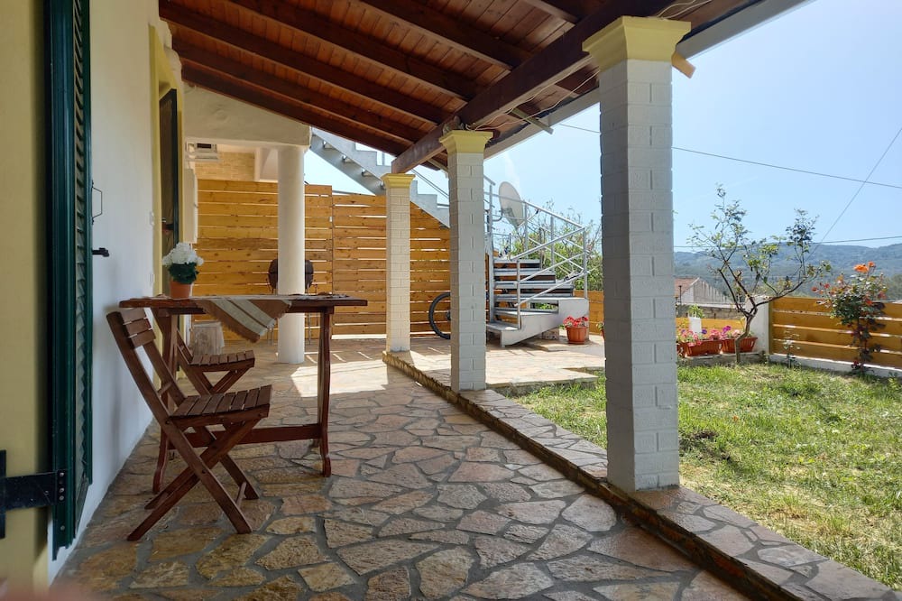 Photo of Patio Balcony in Marathias