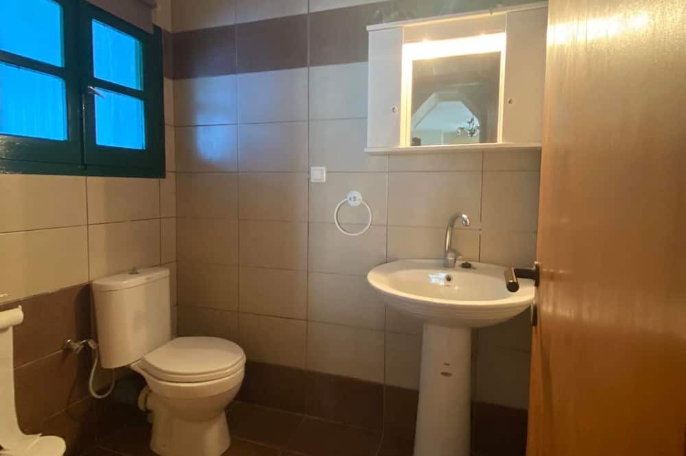 Photo of Bathroom in Marathias