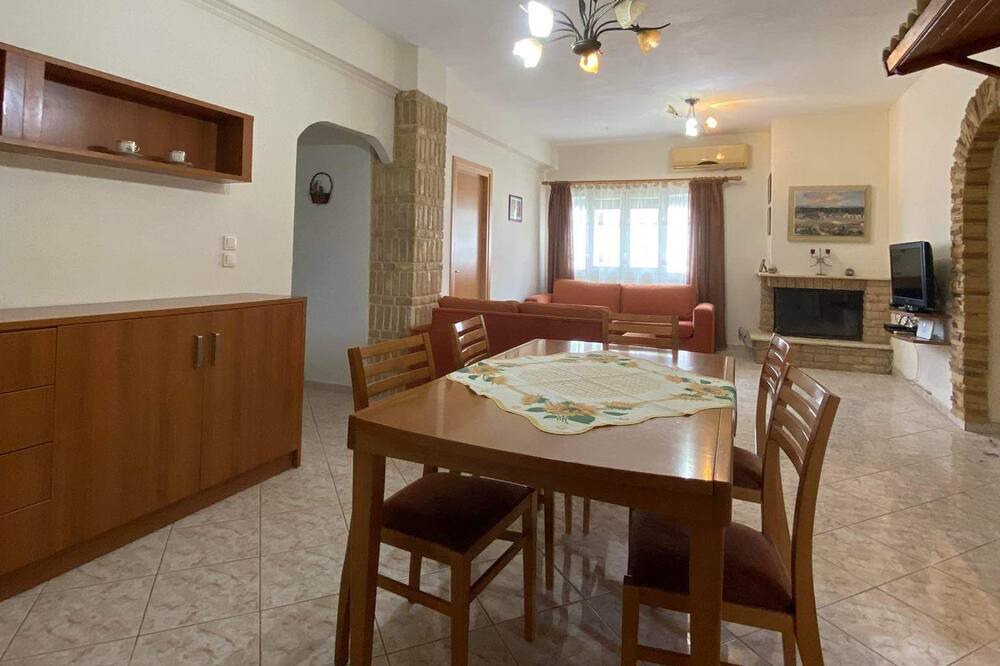Photo of Kitchen in Marathias
