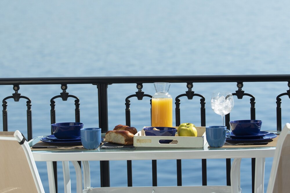 Photo of Patio Balcony in Perigiali