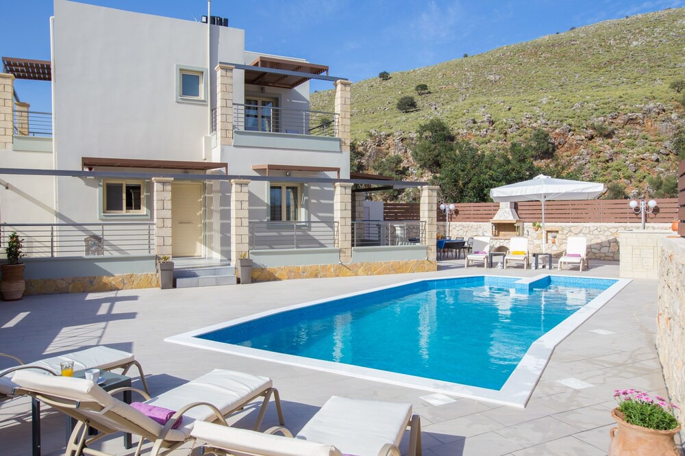 Photo of Outdoor in Exopoli