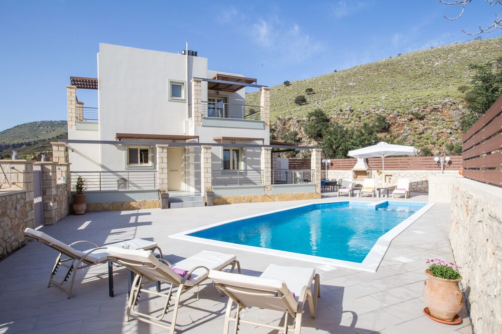 Photo of Outdoor in Exopoli