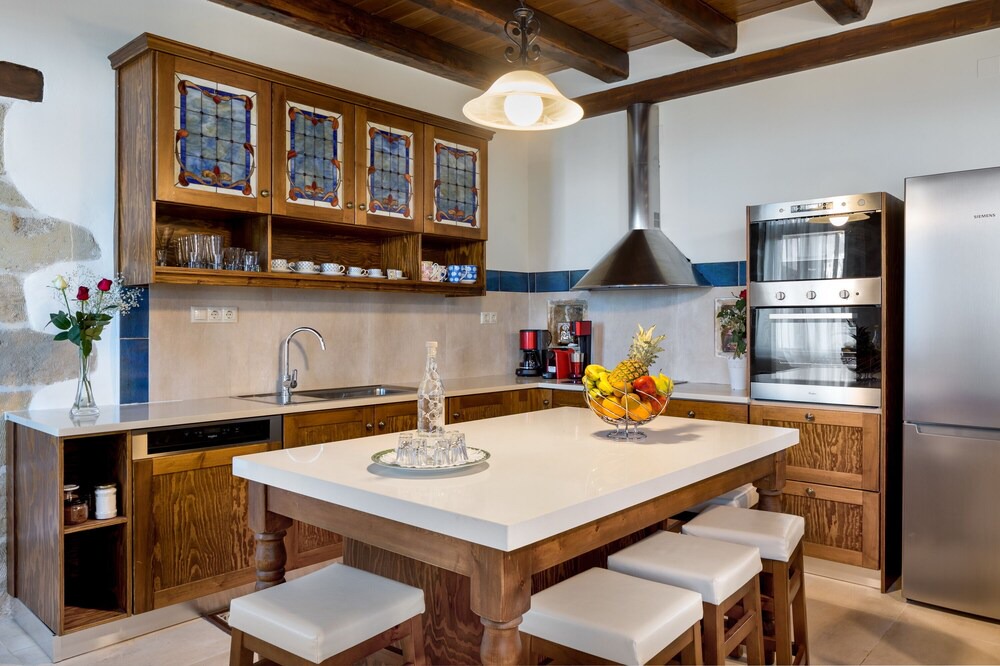 Photo of Kitchen in Tzitzifes