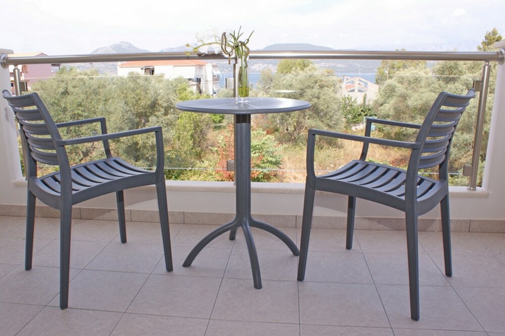 Photo of Patio Balcony in Episkopos