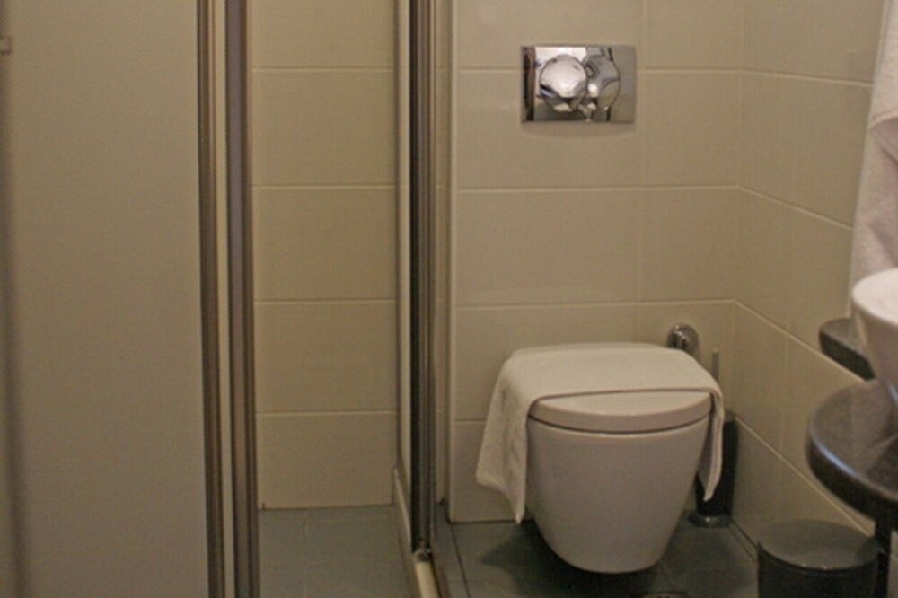 Photo of Bathroom in Episkopos