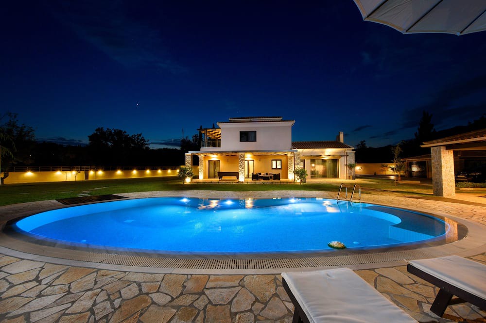 Photo of Outdoor in Dassia