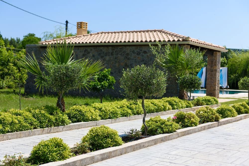 Photo of Outdoor in Dassia