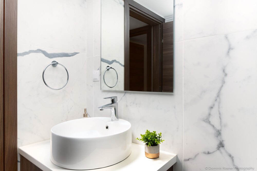 Photo of Bathroom in Alonia