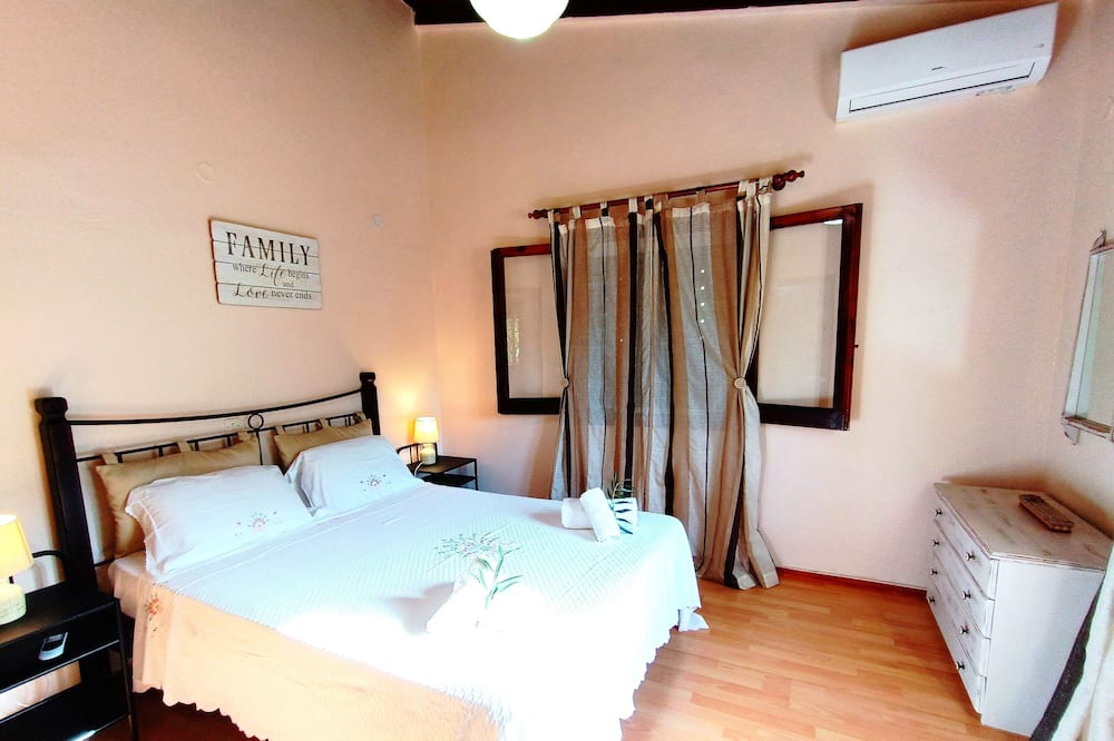 Photo of Bedroom in Pelekito