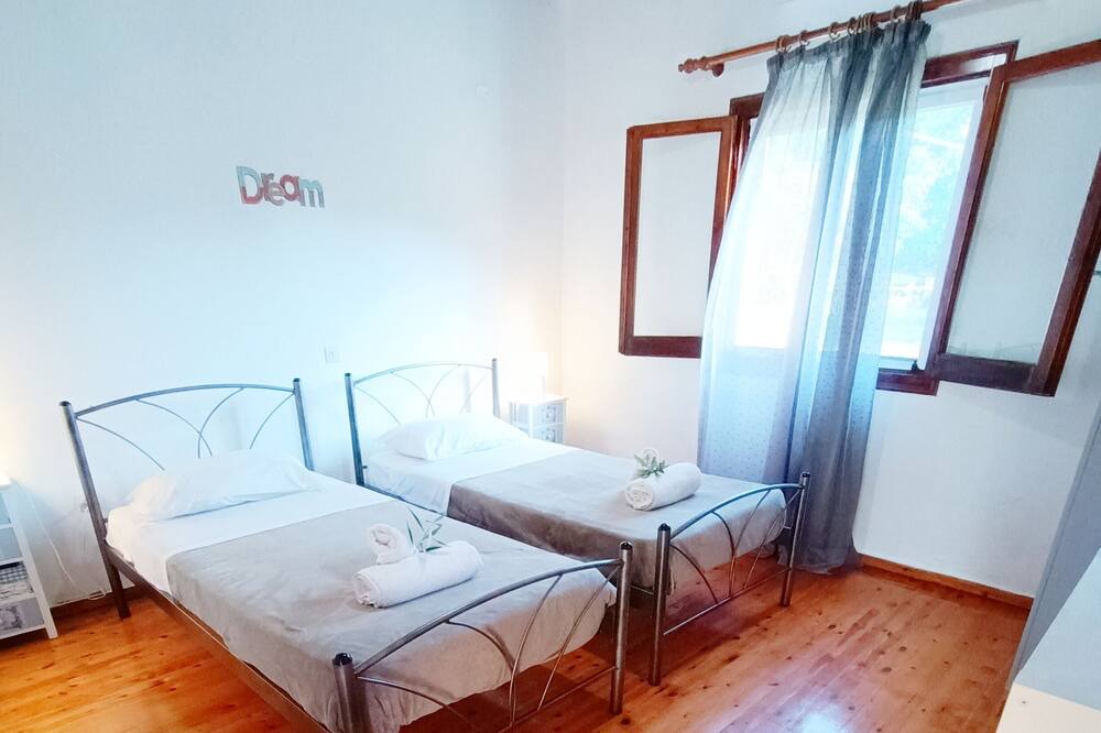 Photo of Bedroom in Pelekito