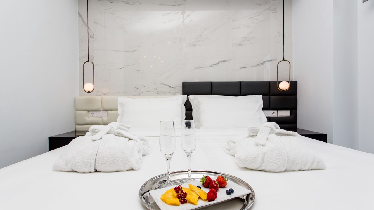 Photo of Bedroom in Polichrono