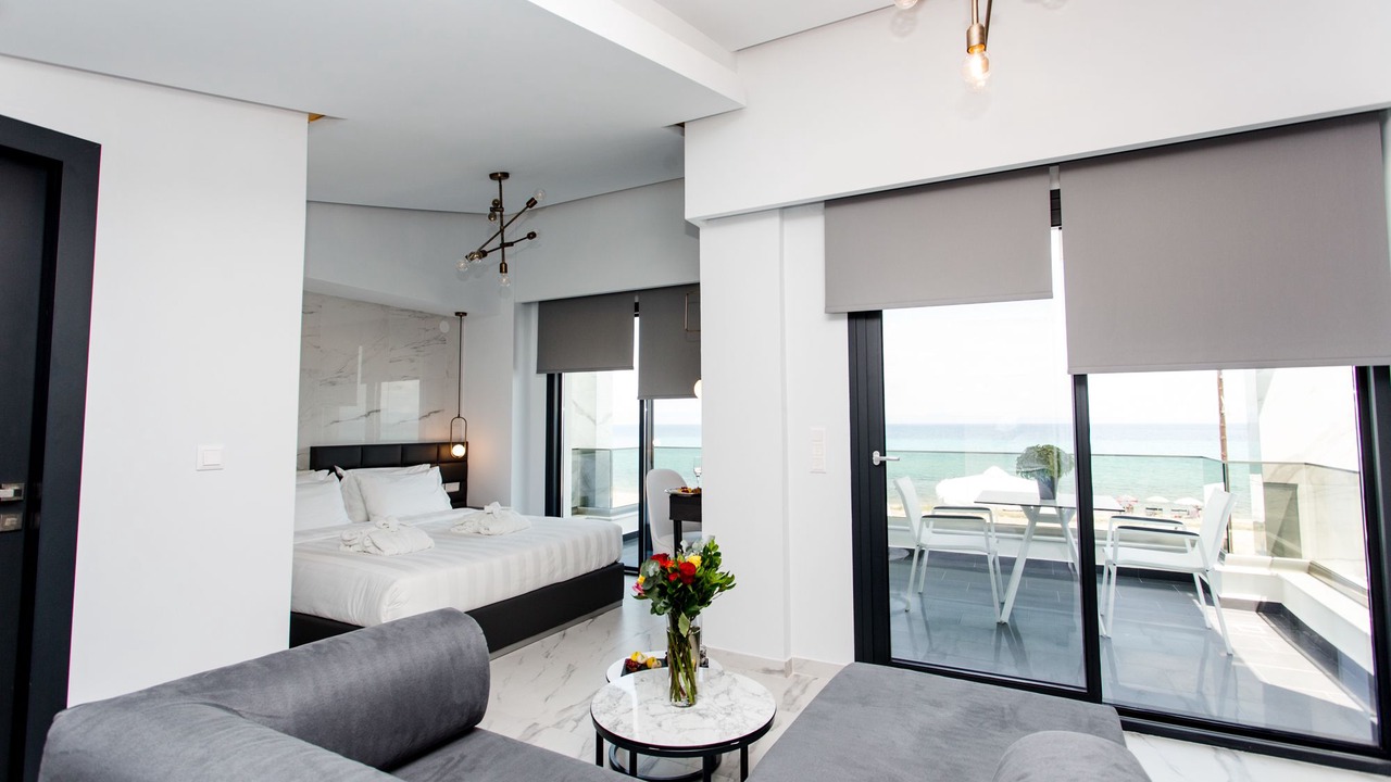 Photo of Bedroom in Polichrono