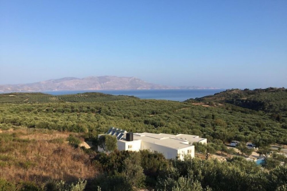 Photo of Outdoor in Plakalona