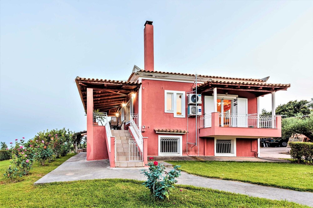 Photo of Outdoor in Messini