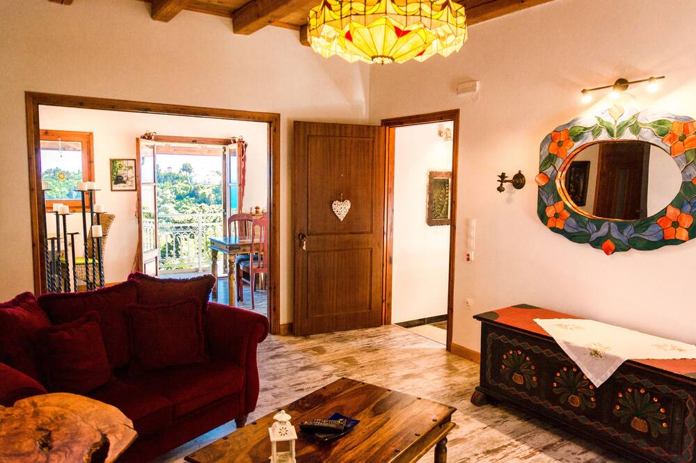 Photo of Livingroom in Peroulades