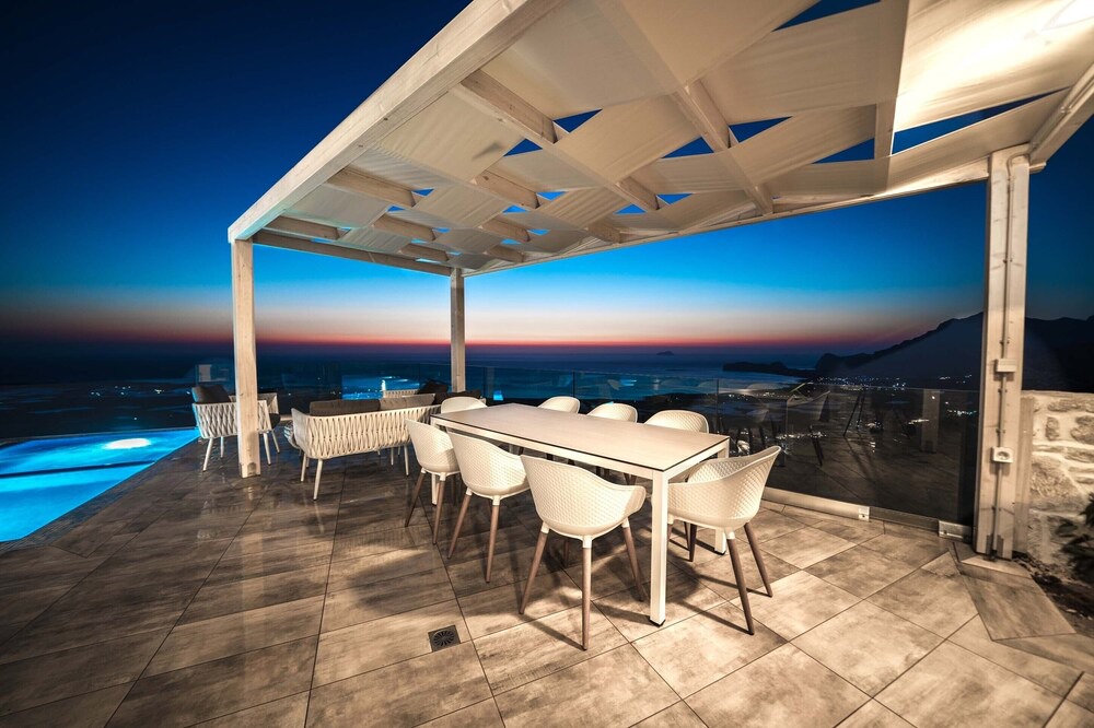 Photo of Patio Balcony in Zerviana