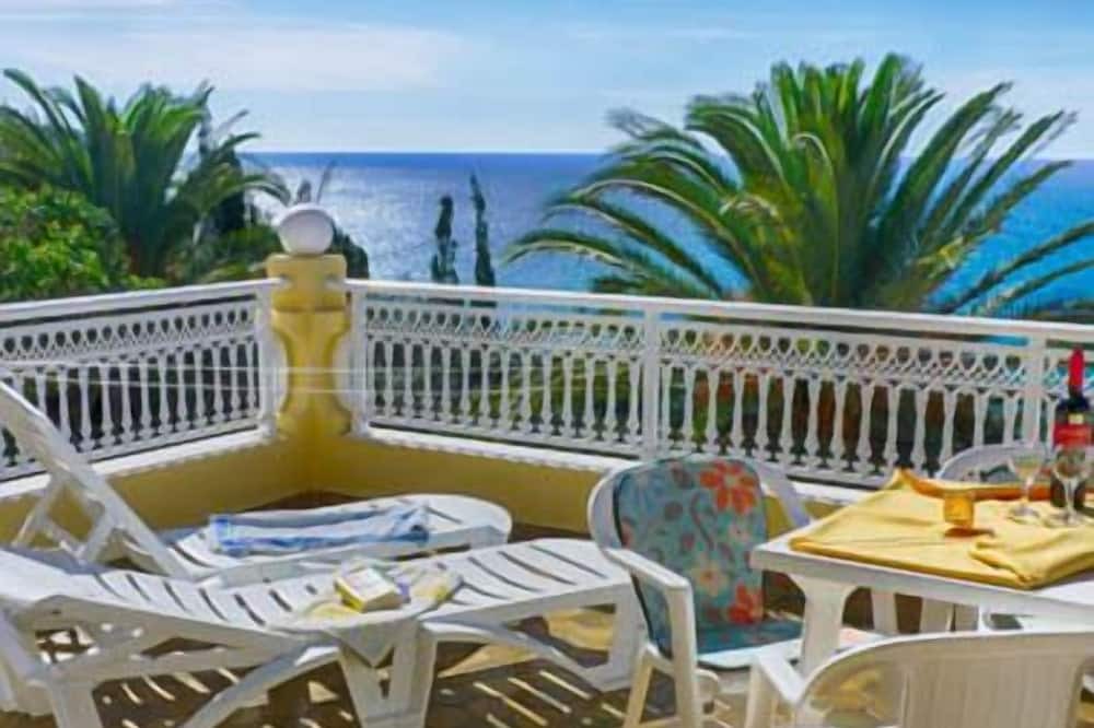 Photo of Patio Balcony in Agios Georgios Pagon