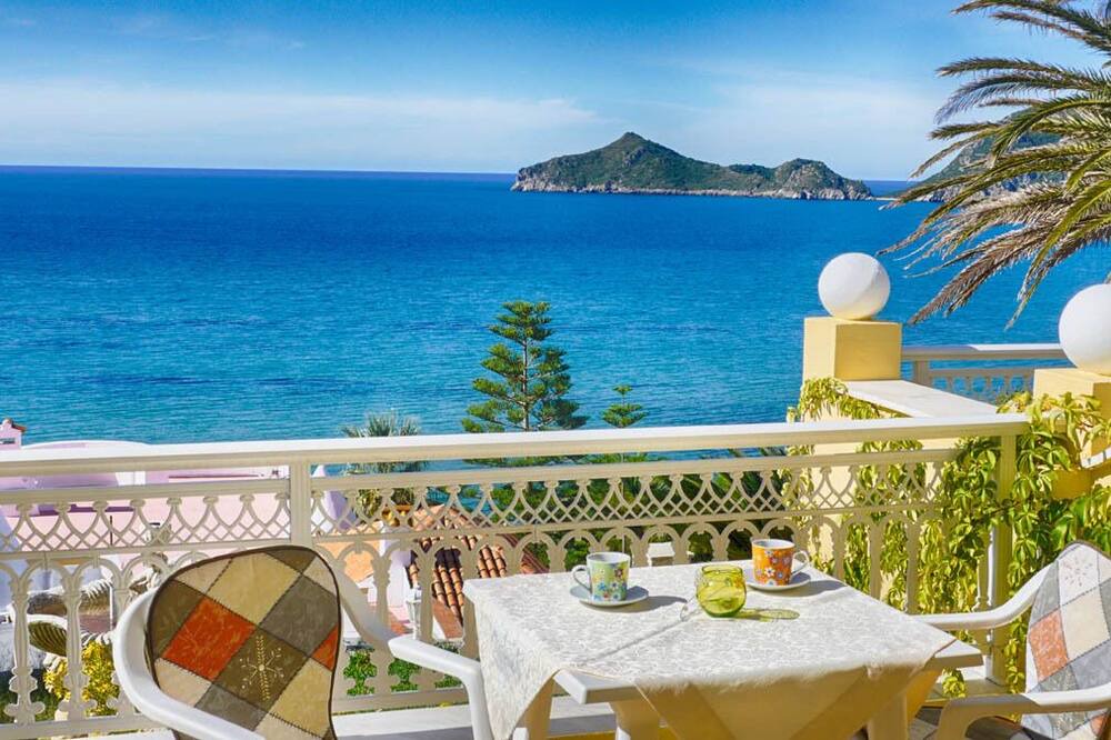 Photo of Patio Balcony in Agios Georgios Pagon